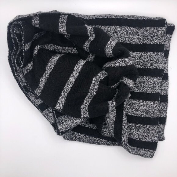 Darzzi Reversible Striped Scarf NWOT - Picture 3 of 4